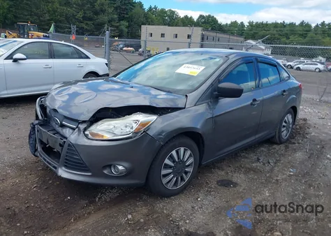 2013 Ford Focus S из США, поврежденный, VIN 1FADP3E27DL173744